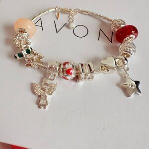 Avon 2016 Cherished Memories 13pc Charm Angel Heart Star Bracelet Set NIB 329